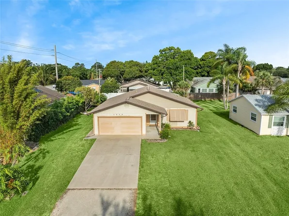 1225 28th Ave, Vero Beach, FL 32960