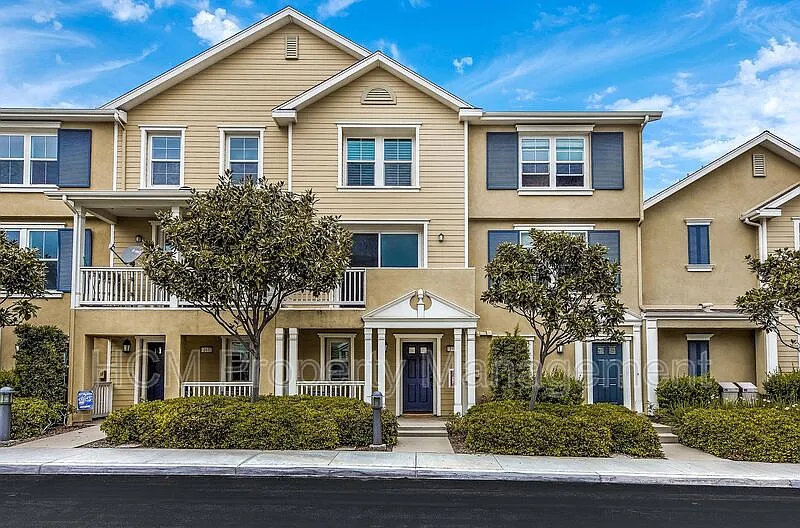 315 Silk Tree