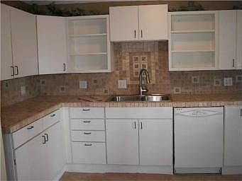 2nd image of 807 4th St