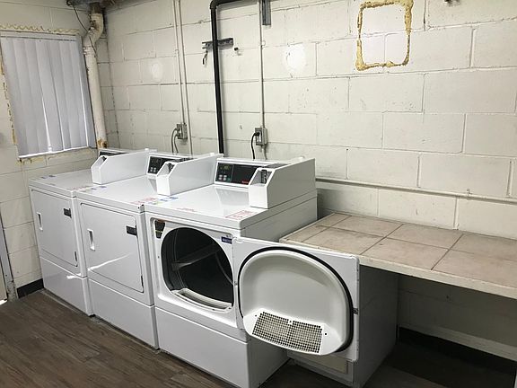3rd image of 13916 Cerise Ave APT 2