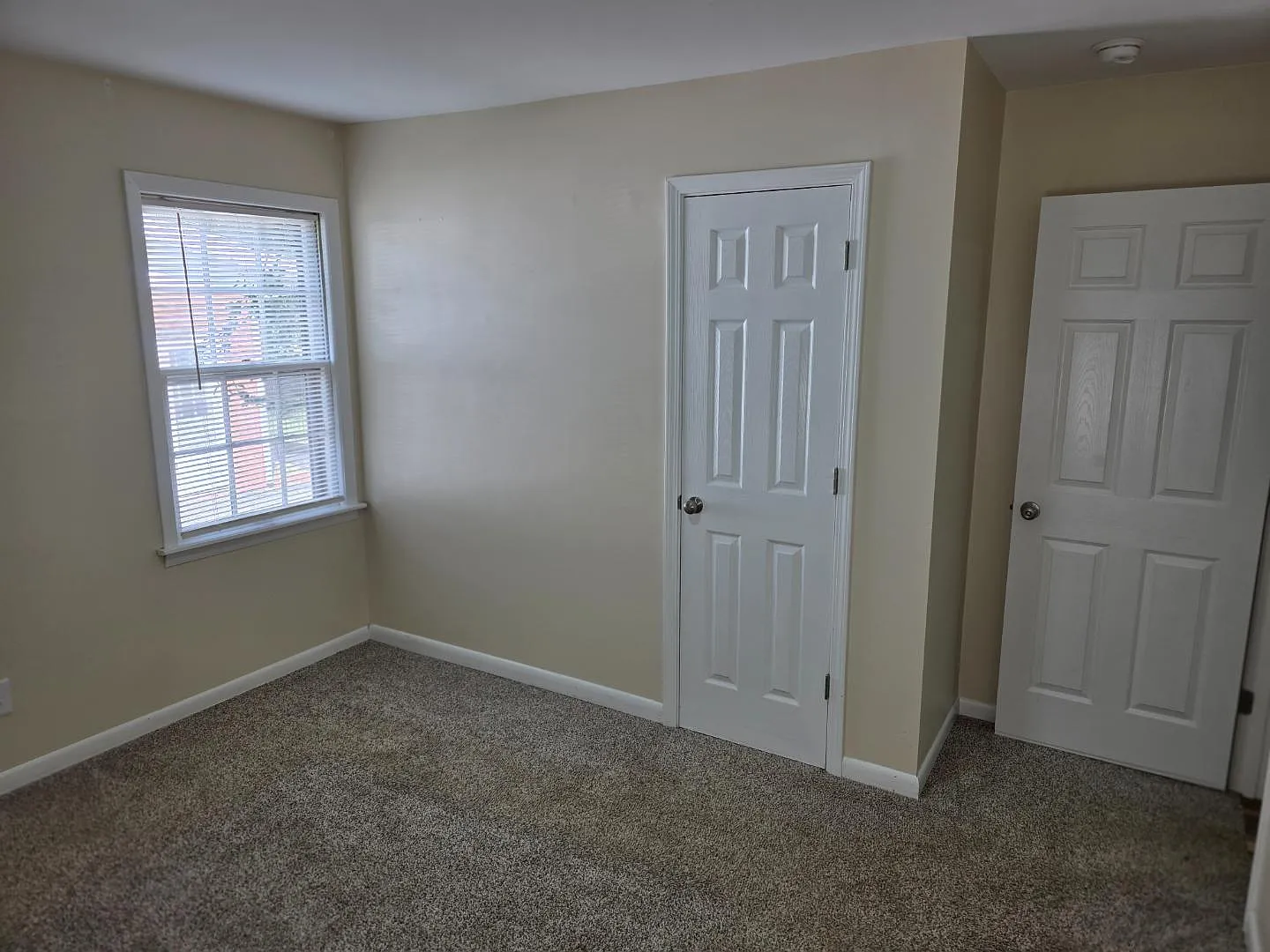 329 Wayne Drive — Photo 2