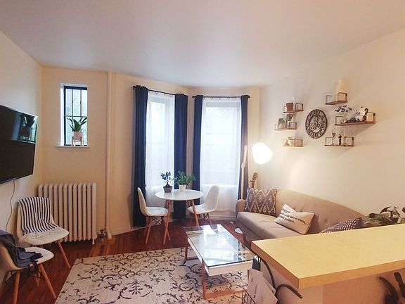 3rd image of 403 6th Ave APT 6