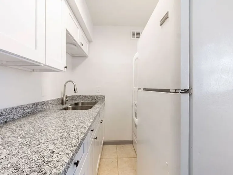 Hurry! Move Inspecial Housing Accepted. — Photo 32