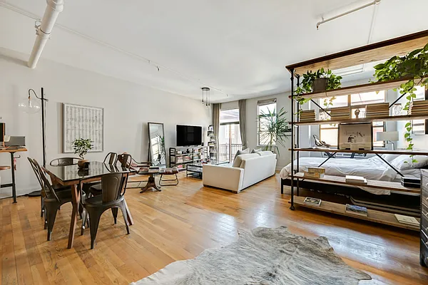 Rented by Compass | media 2