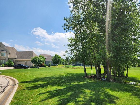 3rd image of N19W24667 RIVER EDGE COURT