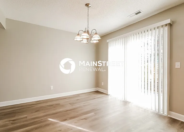 2933 Trassacks Dr — Photo 6