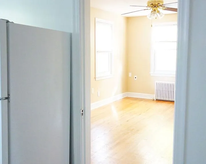 8206 Greenwood Ave — Photo 22