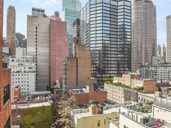 251 East 51st Street image 23 of 23