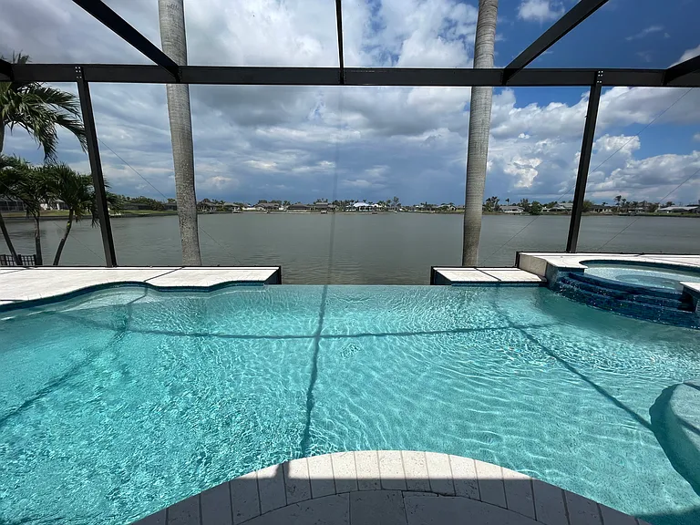 2543 SW 15th Ave — Photo 30