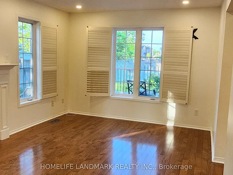 49 Inlet Bay Dr — Photo 11