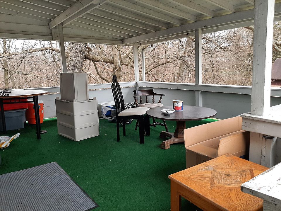 shared covered porch
