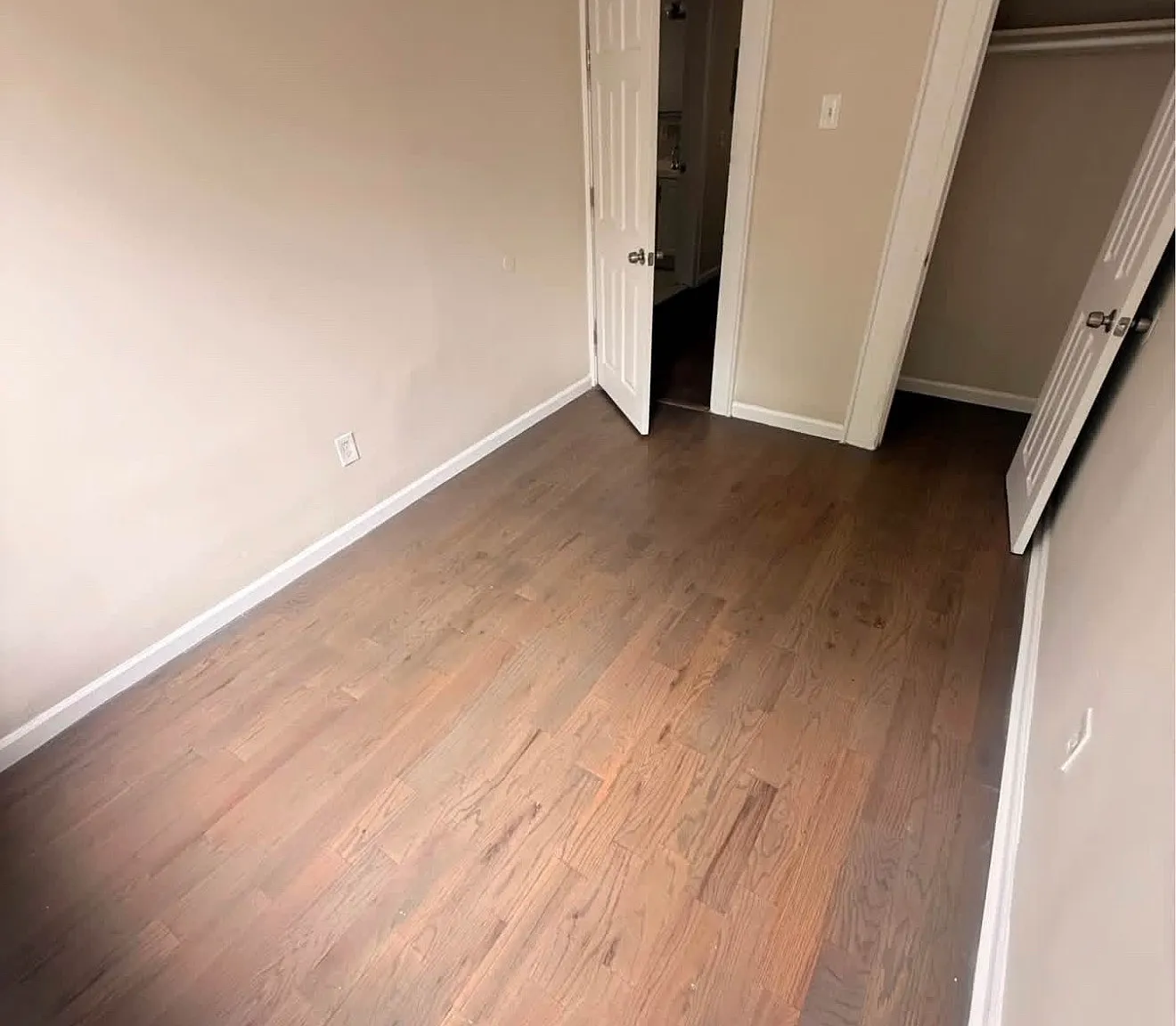 3 bed, 1.5 bath, $2,300 — Photo 2