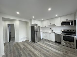552 Cannon St E #2, Hamilton, ON L8L 2G3