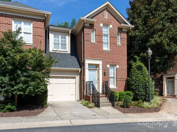 885 Park Slope Dr, Charlotte, NC 28209