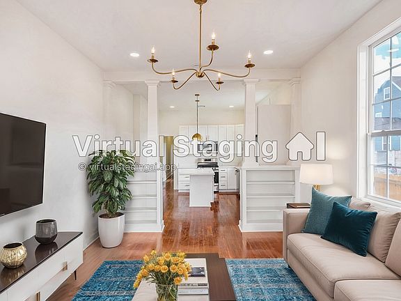 5th image of 2801-03 Soniat St #2803