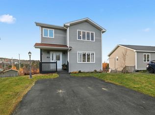 7 Oaken Dr, Conception Bay South, NL A1X0B8