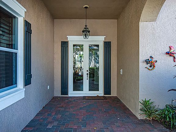 2nd image of 1205 Riverwind Cir