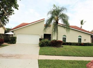 375 Sequoia Ln, Boca Raton, FL 33487