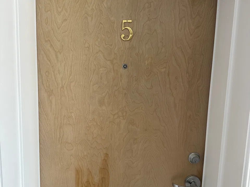 386 High St #5