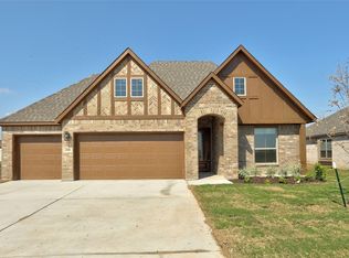 208 Pennington Rd, Nevada, TX 75173