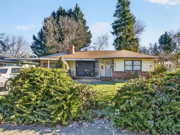1441 Jasper St, Medford, OR 97501