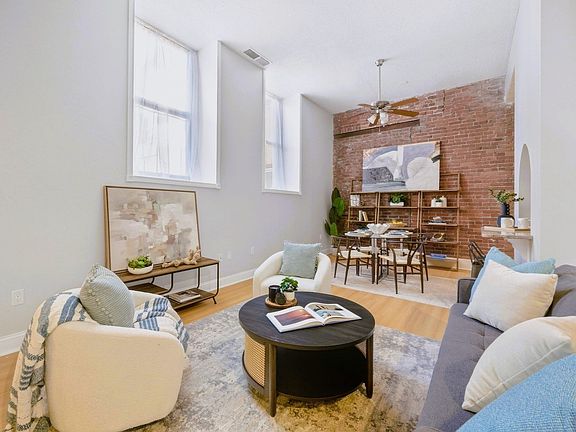 2nd image of 54 Forest St APT 212