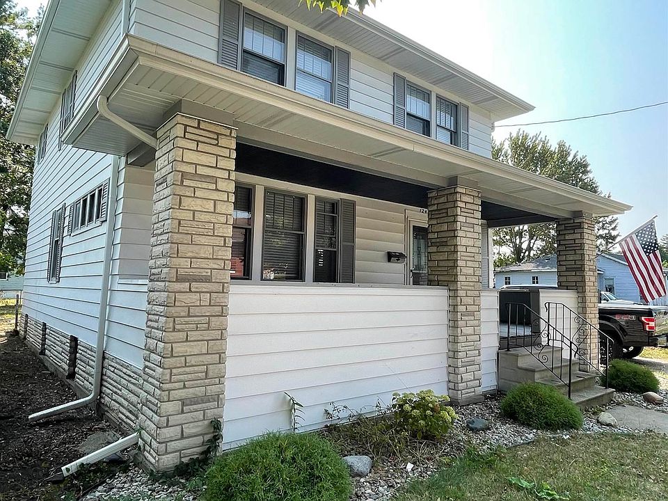 1st image of 124 N Woodbridge St