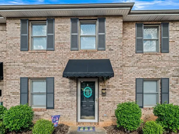 1812 N Main St #1812, Mount Airy, NC 27030