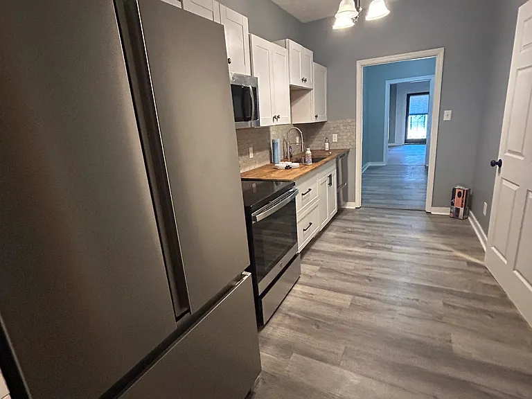 108 W Main St #A — Photo 4