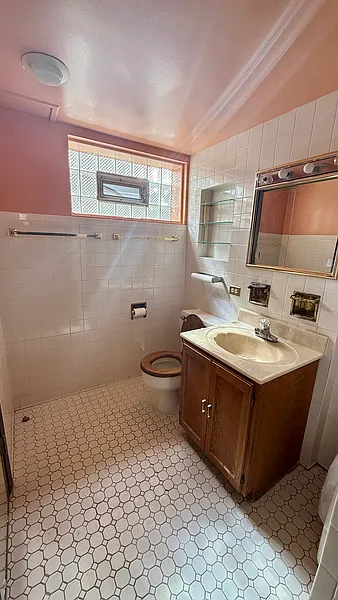 Thumbnail 13