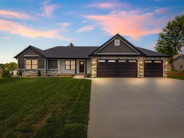 307 Wellington Pl, Farmington, MO 63640