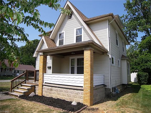 2nd image of 844 Highland Park Blvd