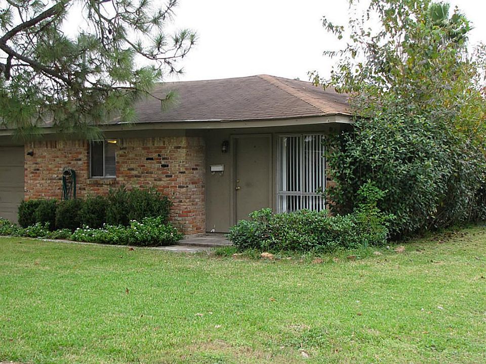 1st image of 1713 Bahama Dr