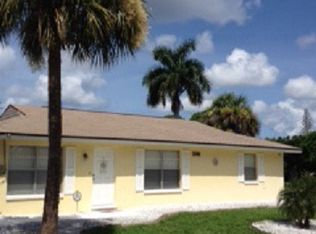 598 92nd Ave N, Naples, FL 34108