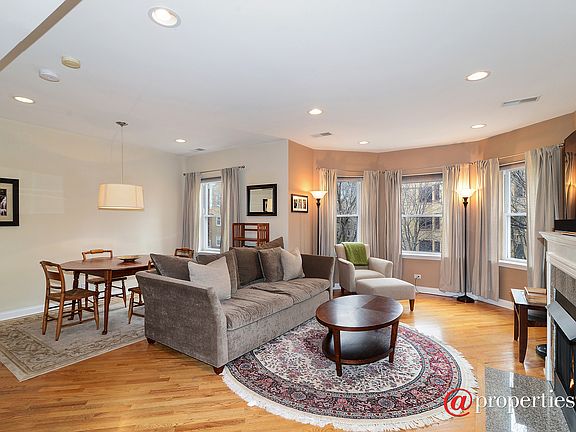 Living Room / Dining Room