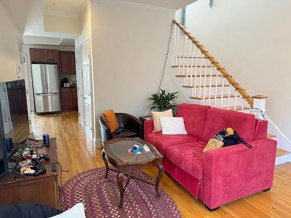 2nd image of 373 Dorchester St #4