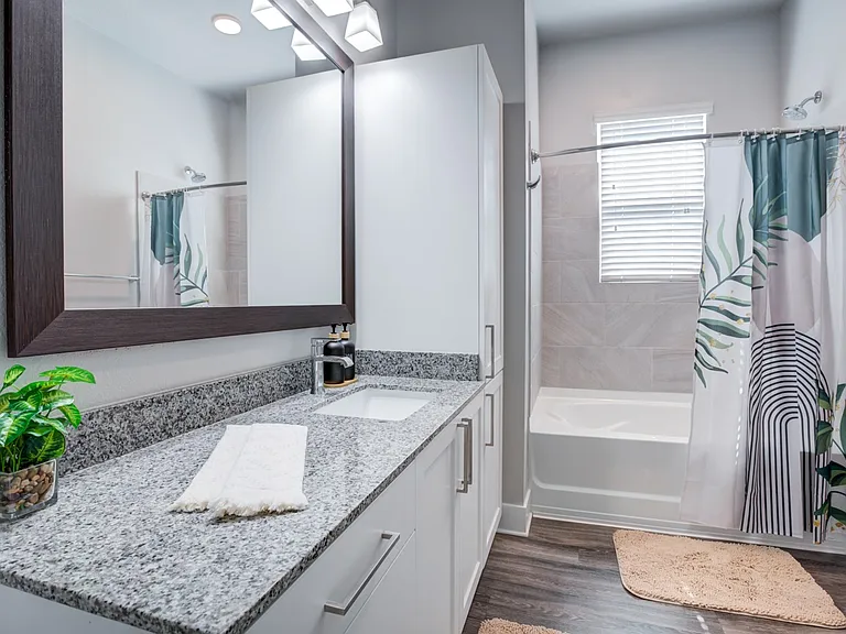 Viridian Reserve Apartments — Photo 35