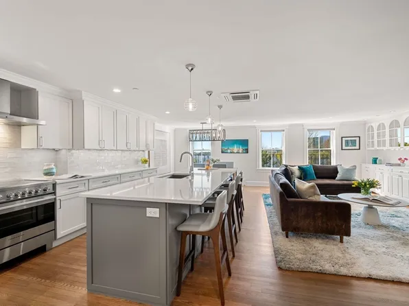 19 Brimmer St APT 4, Boston, MA 02108