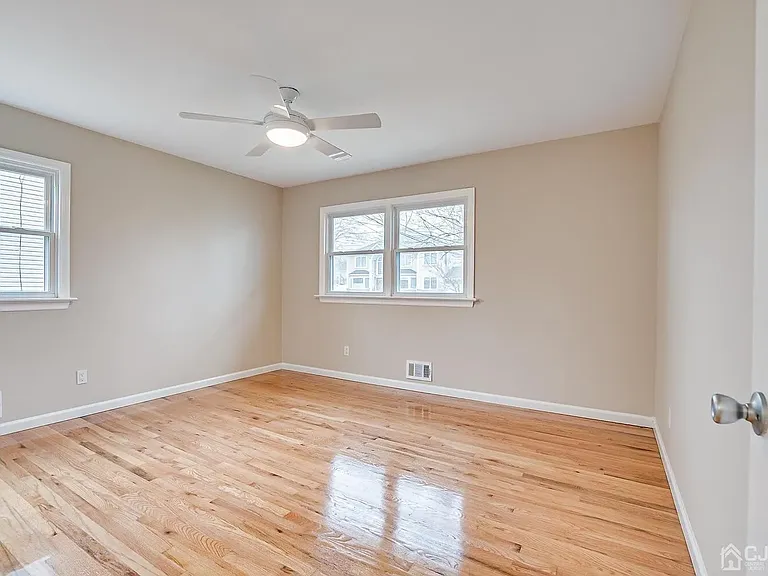 257 W Grant Ave — Photo 13