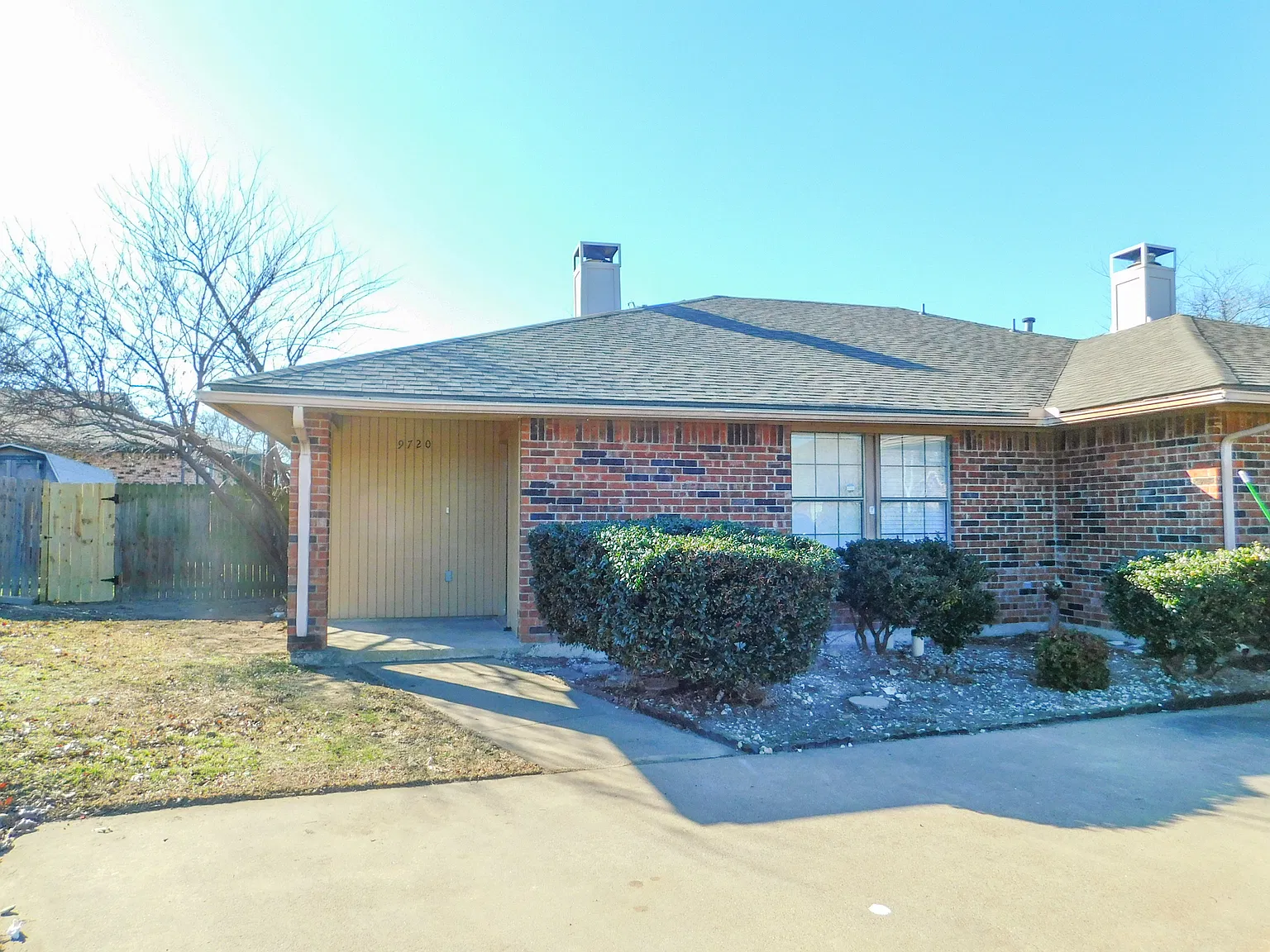 3 bed, 1251 sqft, $1,650 — Photo 1