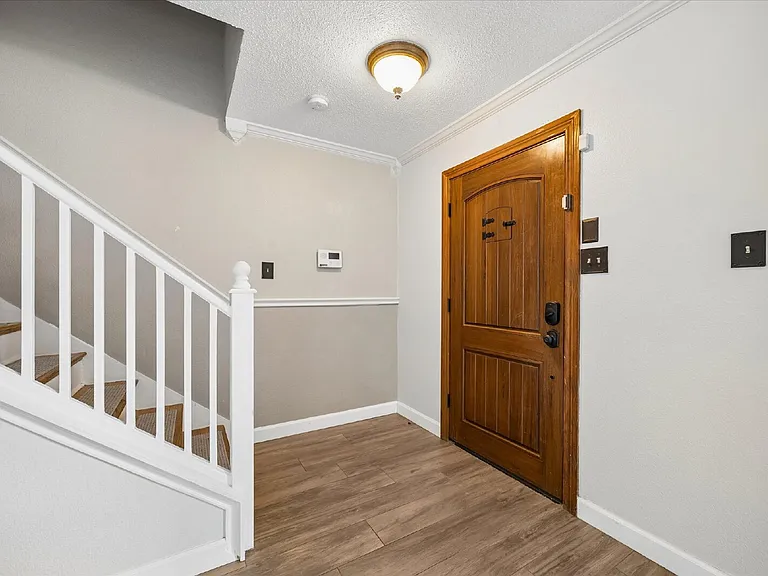 9206 Windward Trce — Photo 3