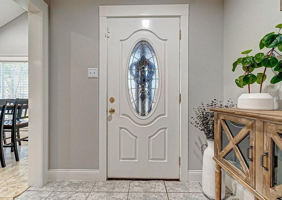 1st image of 9826 Carlow Ln