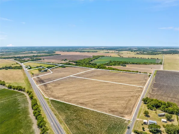 Tbd Four Cors, West, TX 76691