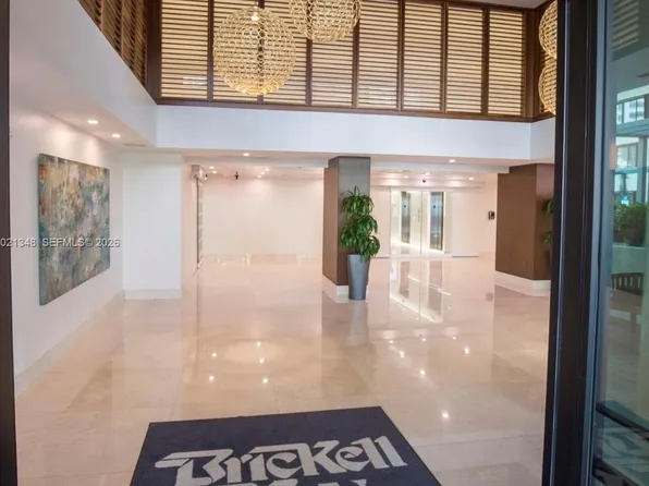 540 Brickell Key Dr APT 1801, Miami, FL 33131