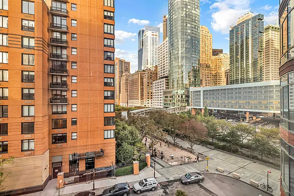 Sold by R New York | media 23