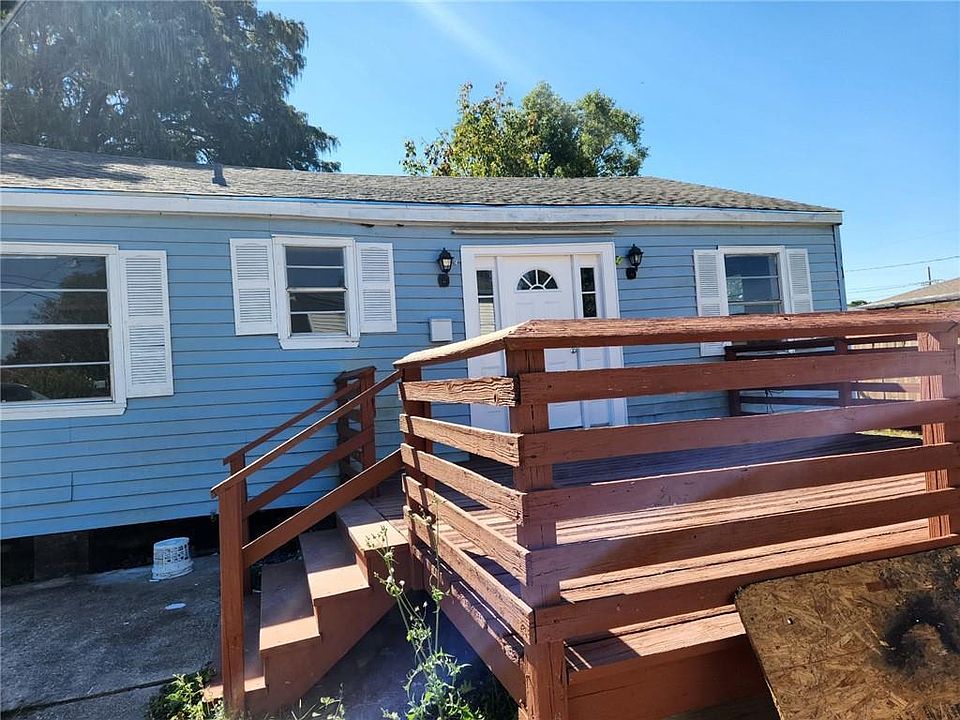 1st image of 920 Taft Park