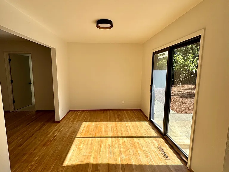236 Cherry Ave — Photo 4