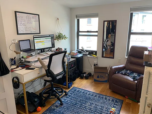 Rented by Nooklyn NYC LLC | media 10