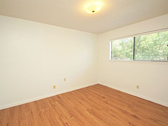3rd image of 3207 Twinberry Cv #A