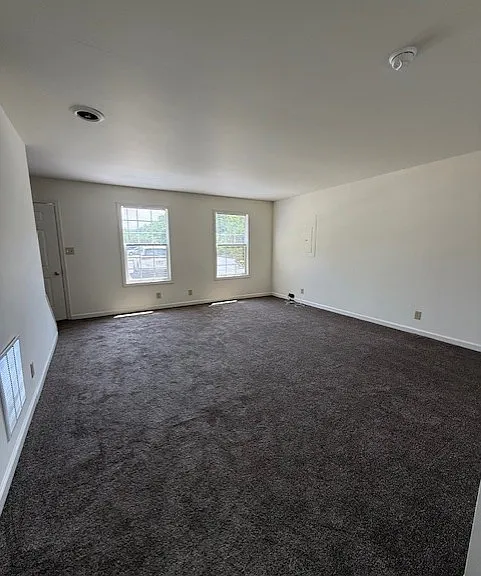 Fairfield Street - 515 — Photo 3